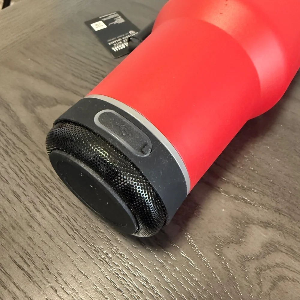NCAA University Of Georgia UGA Bulldogs Huge 38 Oz Tumbler w/Bluetooth Speaker‎
